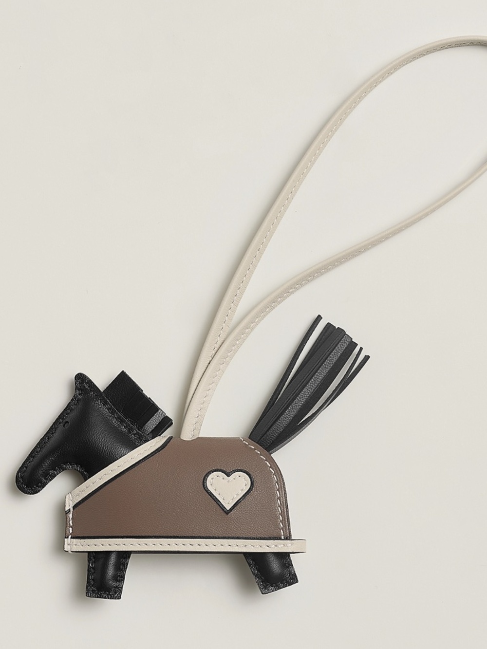 Hermes Horse Rodeo Robeo Coeur PM Heart Black Craie Etoupe Leather Bag Charm